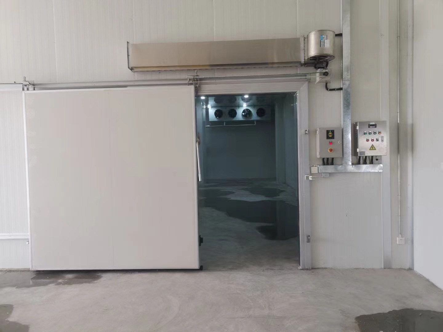 我的冷库好多年了，是不是不好用了？